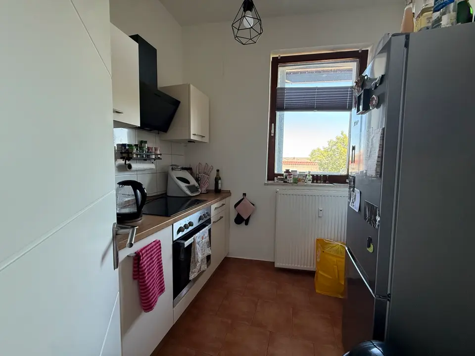 2 Zimmer Wohnung mit 58 m² in Schwerin – Bild 2