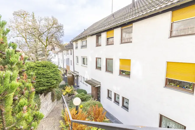 4 Zimmer Wohnung mit 87 m² in Stuttgart – Bild 1
