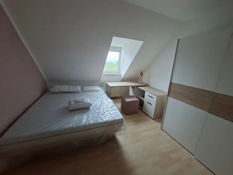 WG-Zimmer mit 52 m² in Jena – Bild 2