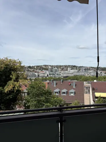 4 Zimmer Wohnung mit 110 m² in Stuttgart – Bild 1
