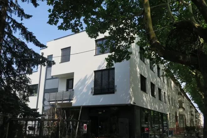 2 Zimmer Wohnung mit 73 m² in Halle (Saale) – Bild 2