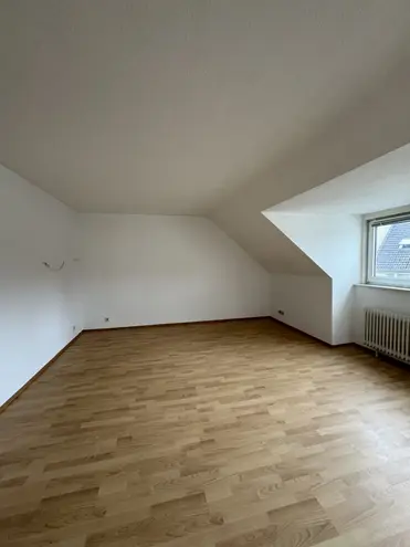 4 Zimmer Wohnung mit 82 m² in Hannover – Bild 3