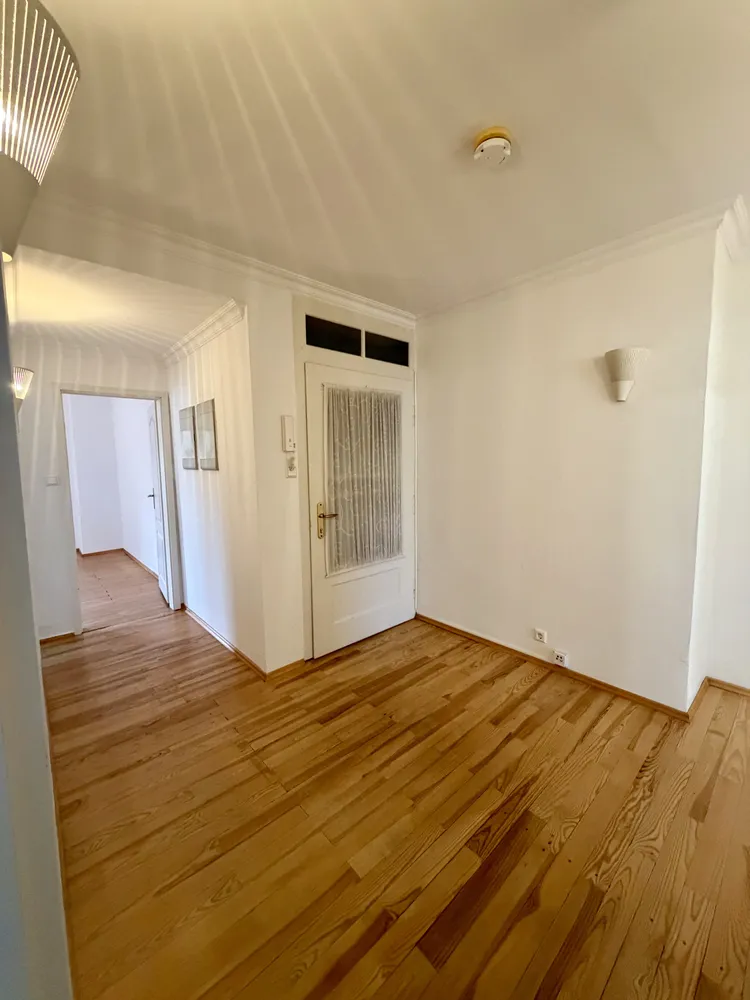 3 Zimmer Wohnung mit 90 m² in Karlsruhe – Bild 1