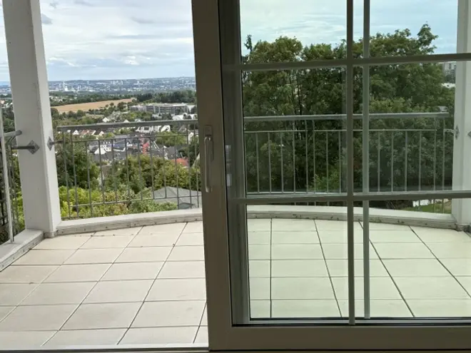 3 Zimmer Wohnung mit 90 m² in Wiesbaden – Bild 3