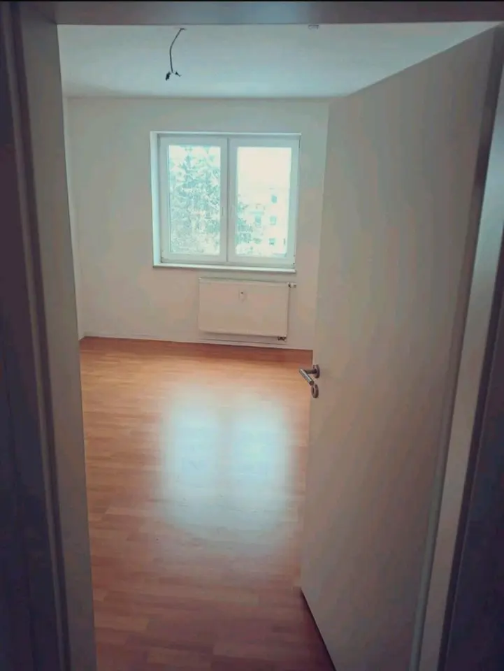 3 Zimmer Wohnung mit 65 m² in Erfurt – Bild 4