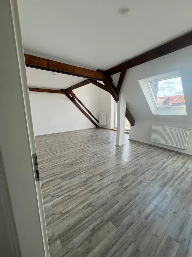 2 Zimmer Wohnung mit 74 m² in Braunschweig – Bild 2