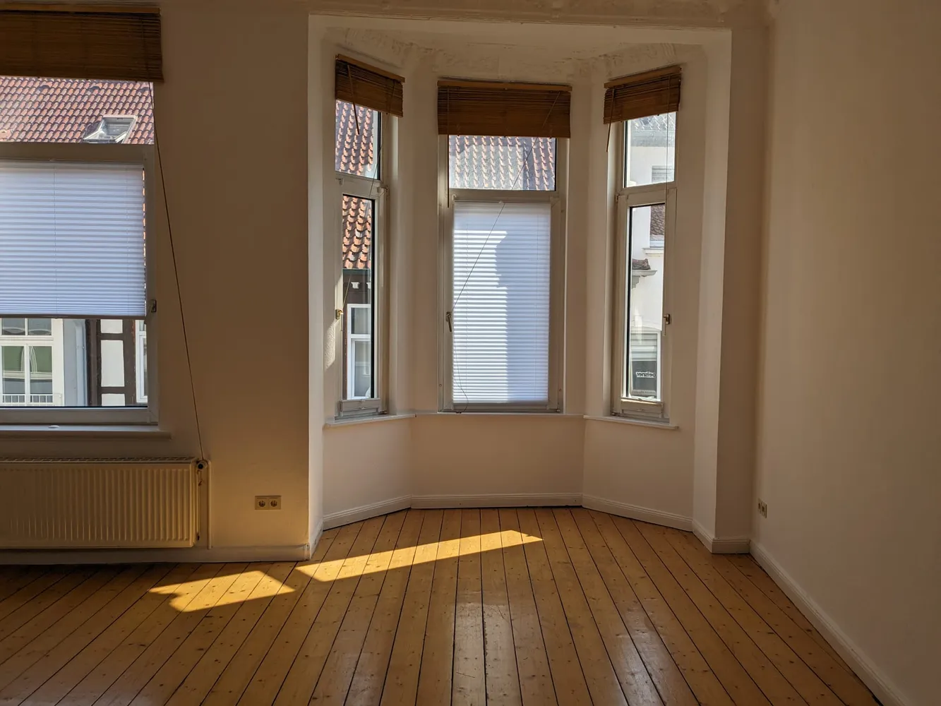 5 Zimmer Wohnung mit 134 m² in Hameln – Bild 2