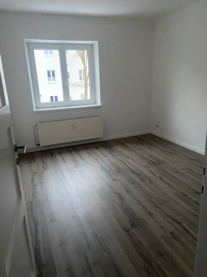 2 Zimmer Wohnung mit 43 m² in Dresden – Bild 2