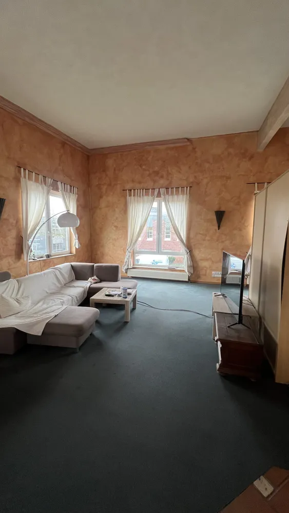 1 Zimmer Wohnung mit 100 m² in Oberhausen – Bild 2