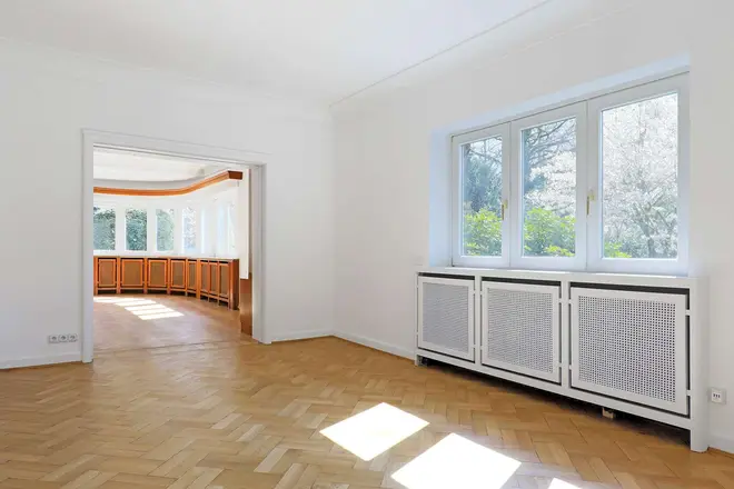 9 Zimmer Haus mit 334 m² in Hamburg – Bild 3