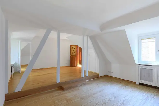 9 Zimmer Haus mit 334 m² in Hamburg – Bild 7