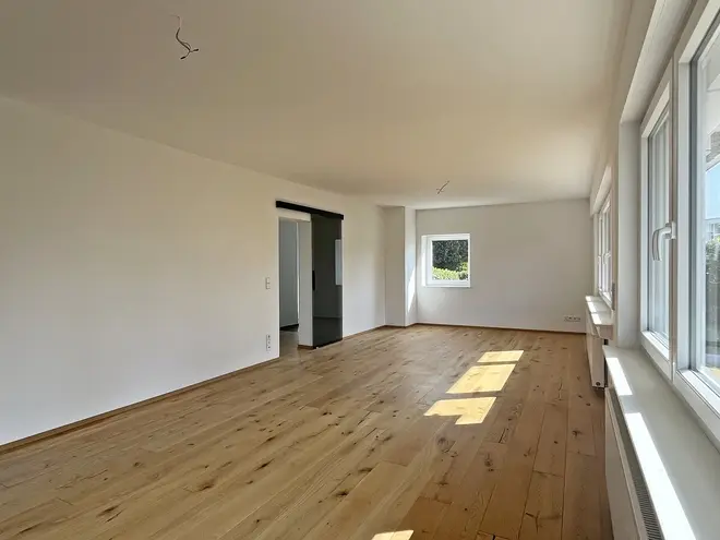 5 Zimmer Haus mit 140 m² in Reutlingen – Bild 2
