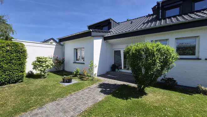 5 Zimmer Haus mit 147 m² in Mönchengladbach – Bild 2