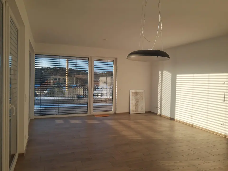 3 Zimmer Wohnung mit 130 m² in Erlangen – Bild 1