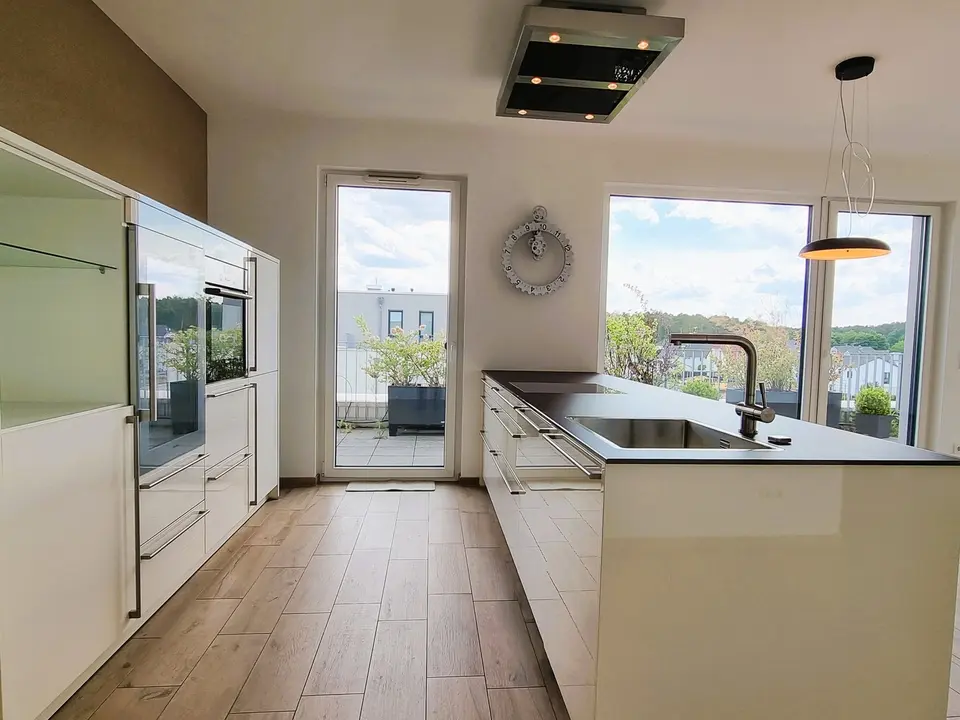 3 Zimmer Wohnung mit 130 m² in Erlangen – Bild 3