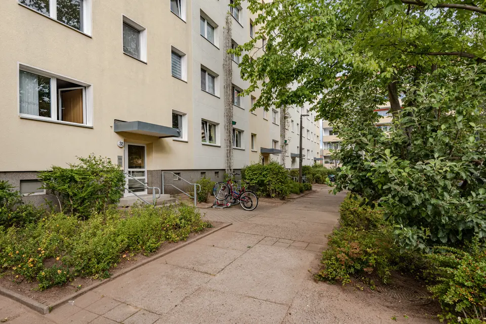 4 Zimmer Wohnung mit 76 m² in Neubrandenburg – Bild 2