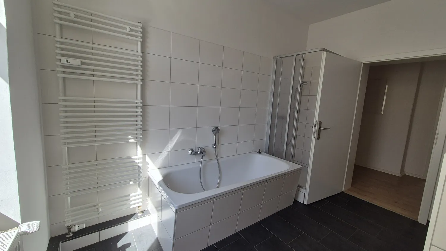 2 Zimmer Wohnung mit 59 m² in Halle (Saale) – Bild 3