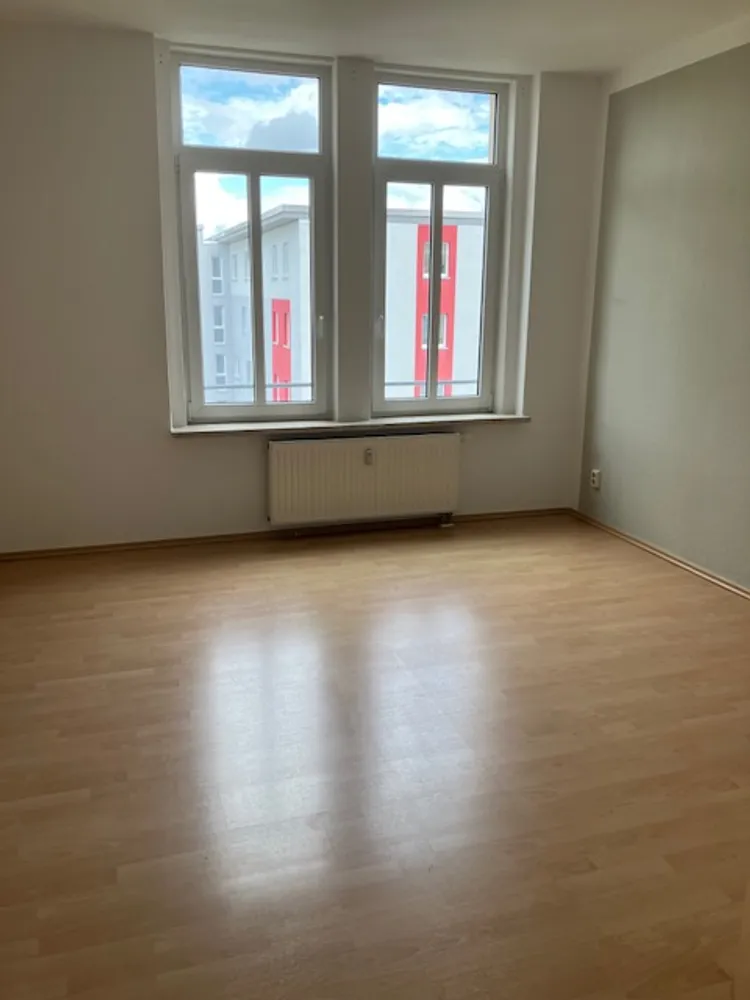 3 Zimmer Wohnung mit 76 m² in Plauen – Bild 1