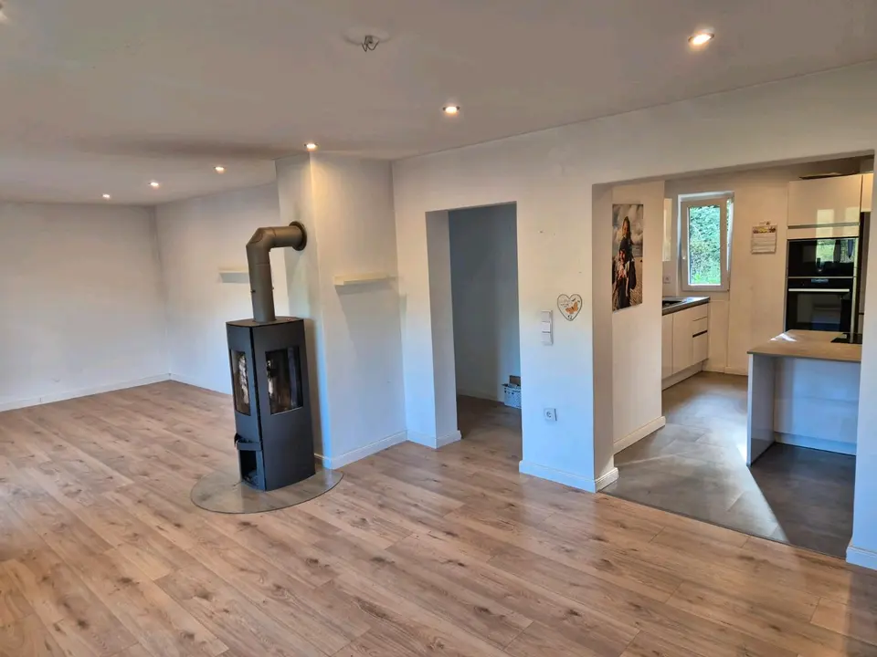 4 Zimmer Wohnung mit 95 m² in Saarbrücken – Bild 1