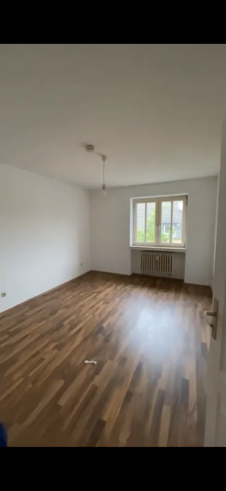 4 Zimmer Wohnung mit 108 m² in Krefeld – Bild 2