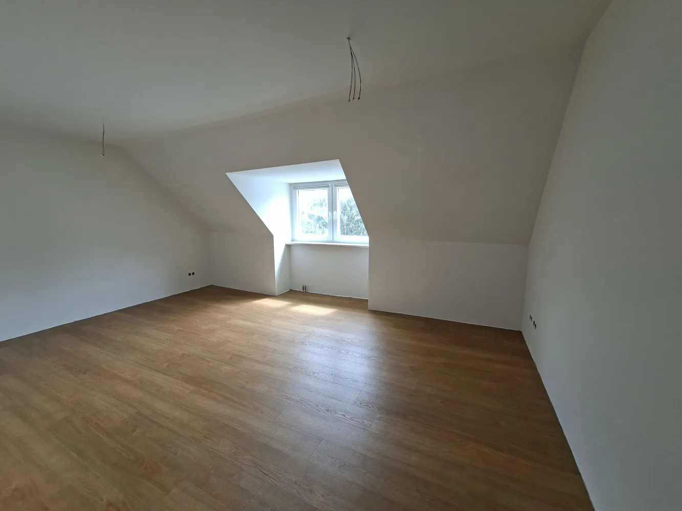 4 Zimmer Wohnung mit 94 m² in Hannover – Bild 5