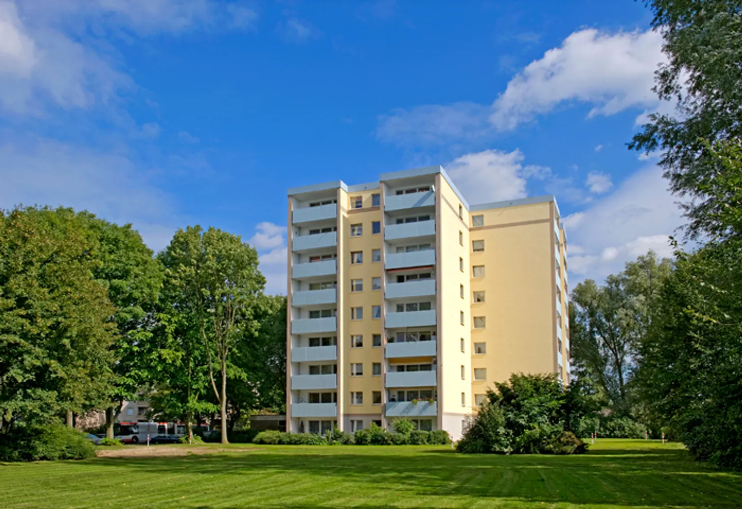 2 Zimmer Wohnung mit 58 m² in Krefeld – Bild 1