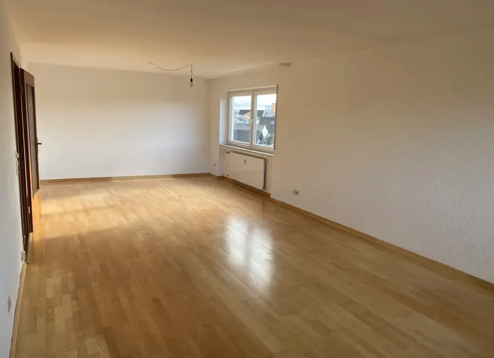 4 Zimmer Wohnung mit 115 m² in Hanau – Bild 2