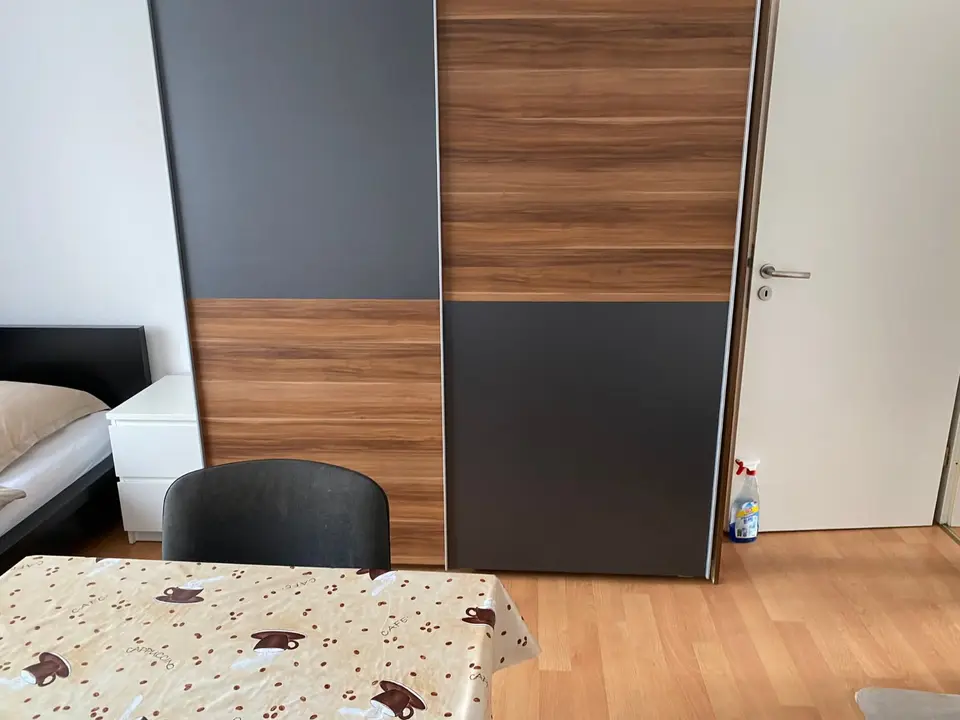 WG-Zimmer mit 80 m² in Offenbach – Bild 2