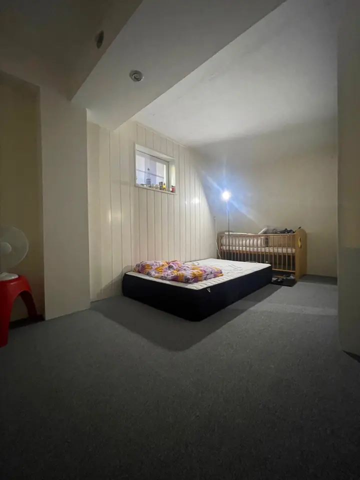 7 Zimmer Haus mit 150 m² in Wiesbaden – Bild 2