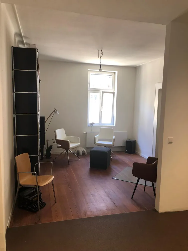 4 Zimmer Wohnung mit 127 m² in Stuttgart – Bild 5