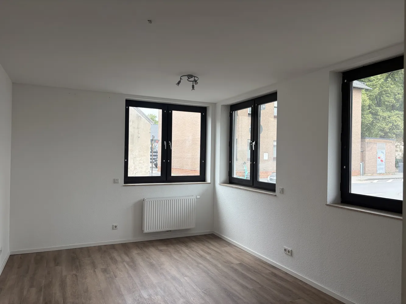 2 Zimmer Wohnung mit 65 m² in Köln – Bild 1