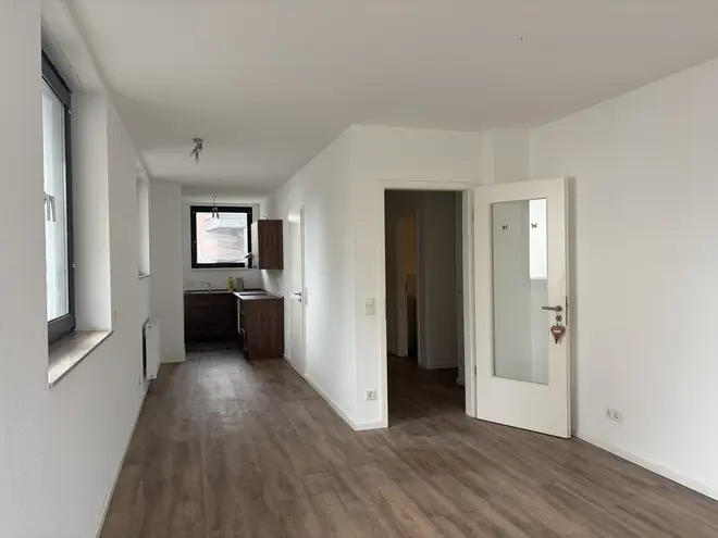 2 Zimmer Wohnung mit 65 m² in Köln – Bild 2
