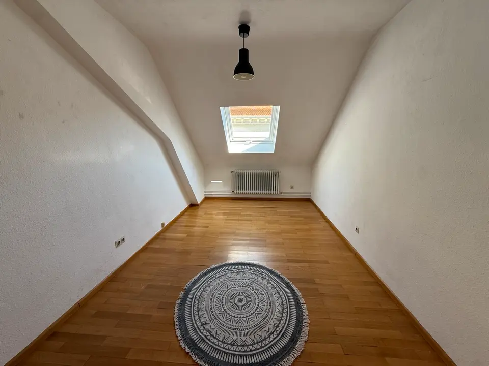 6 Zimmer Wohnung mit 160 m² in Freiburg im Breisgau – Bild 7