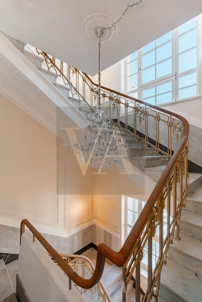 8 Zimmer Wohnung mit 280 m² in Berlin – Bild 3