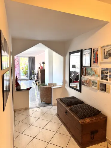 2 Zimmer Wohnung mit 79 m² in Krefeld – Bild 3