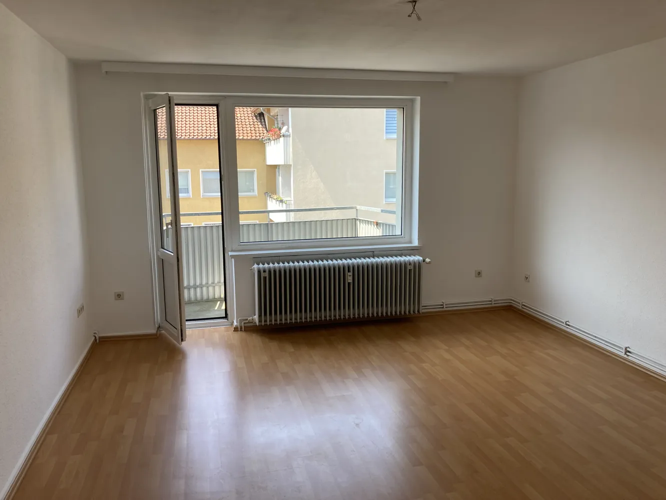 3 Zimmer Wohnung mit 70 m² in Hildesheim – Bild 2