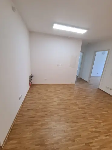 5 Zimmer Wohnung mit 97 m² in München – Bild 12