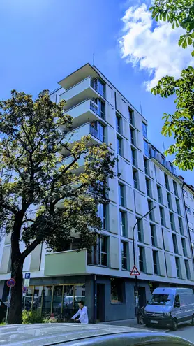 5 Zimmer Wohnung mit 97 m² in München – Bild 4