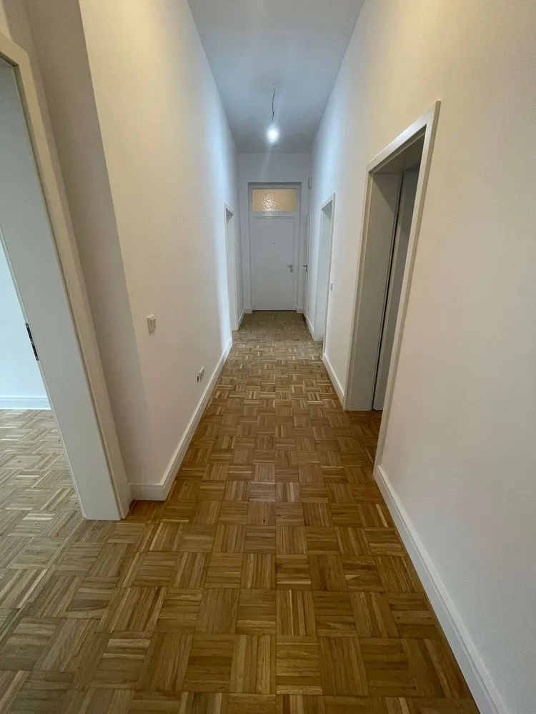 4 Zimmer Wohnung mit 100 m² in Duisburg – Bild 8