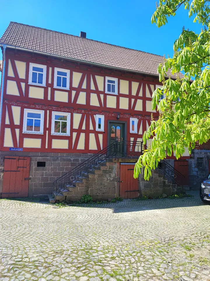 7 Zimmer Haus mit 155 m² in Marburg – Bild 2