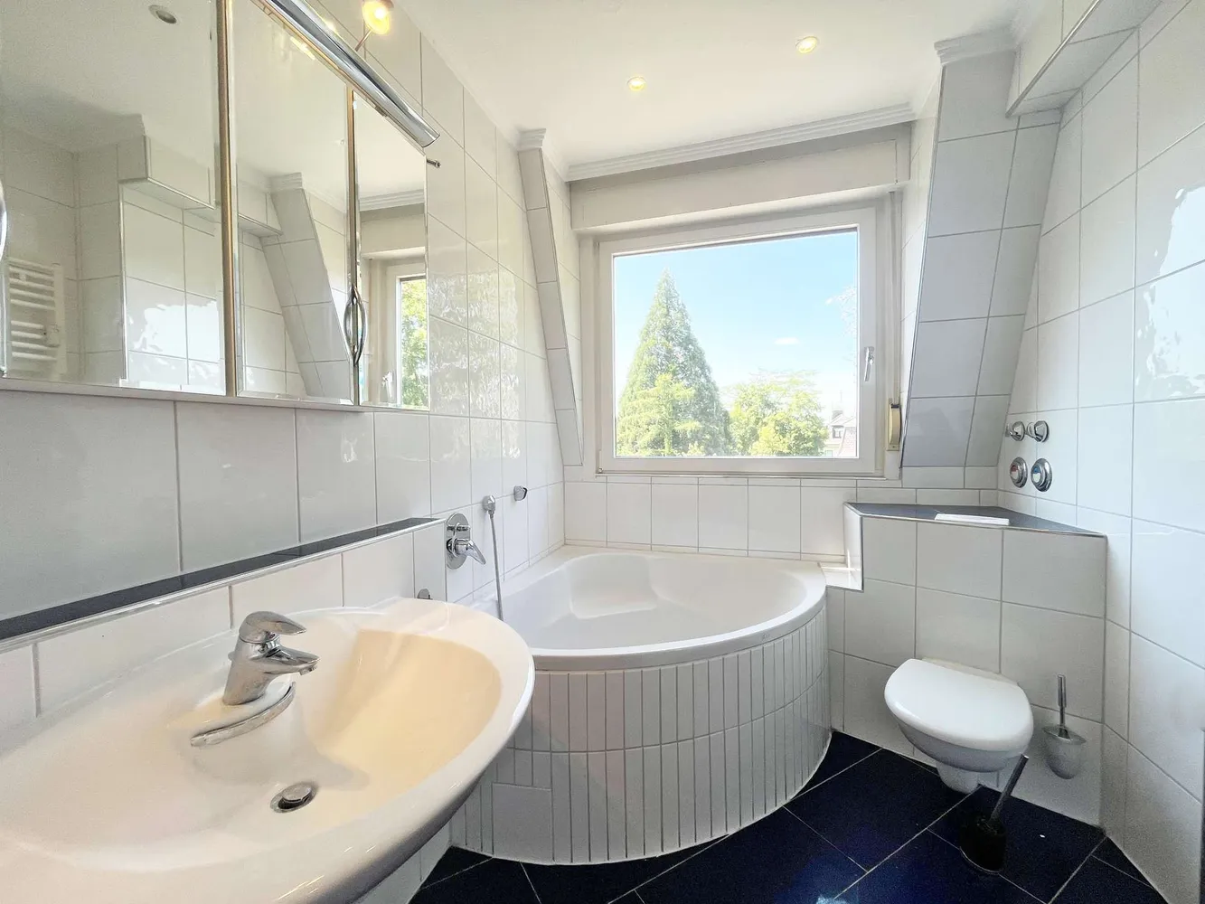 3 Zimmer Wohnung mit 95 m² in Baden-Baden – Bild 6