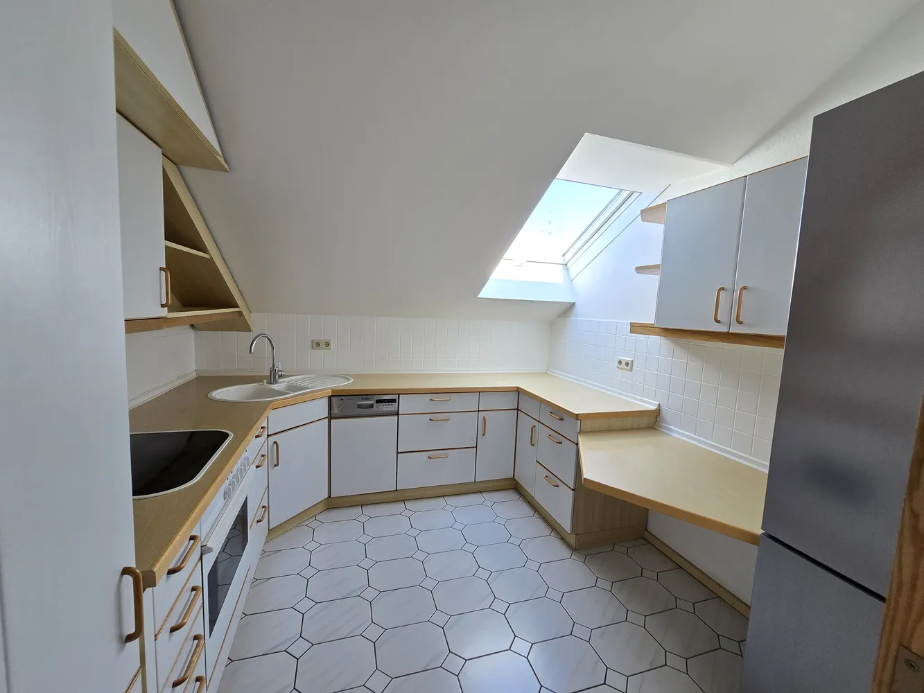 2 Zimmer Wohnung mit 75 m² in Bayreuth – Bild 2
