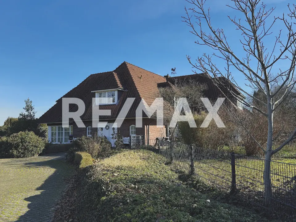 6 Zimmer Haus mit 270 m² in Lüneburg – Bild 2