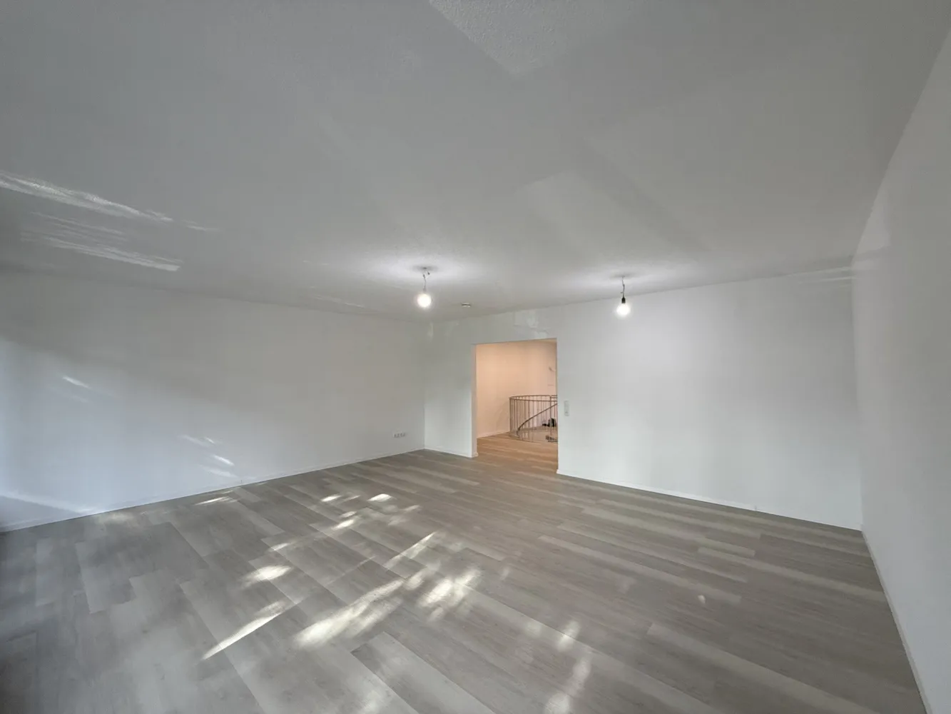 4 Zimmer Wohnung mit 137 m² in Hameln – Bild 8
