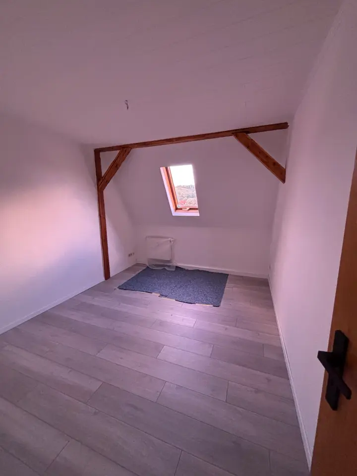 2 Zimmer Wohnung mit 42 m² in Gera – Bild 1
