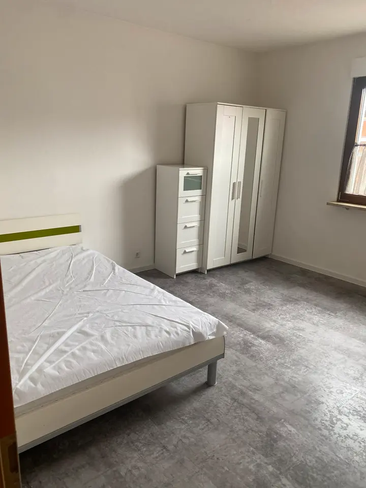 WG-Zimmer mit 160 m² in Friedrichshafen – Bild 1