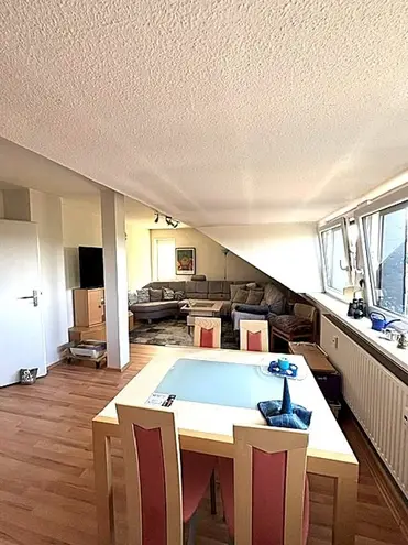 3 Zimmer Wohnung mit 76 m² in Kassel – Bild 2