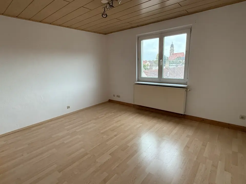 4 Zimmer Wohnung mit 90 m² in Amberg – Bild 2