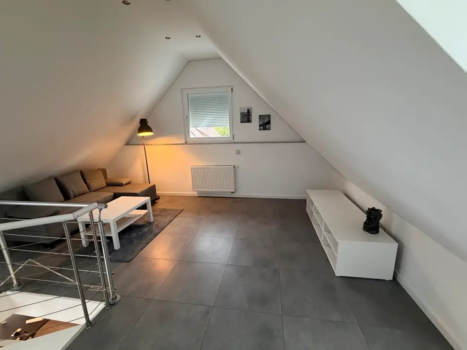WG-Zimmer mit 35 m² in Stuttgart – Bild 1