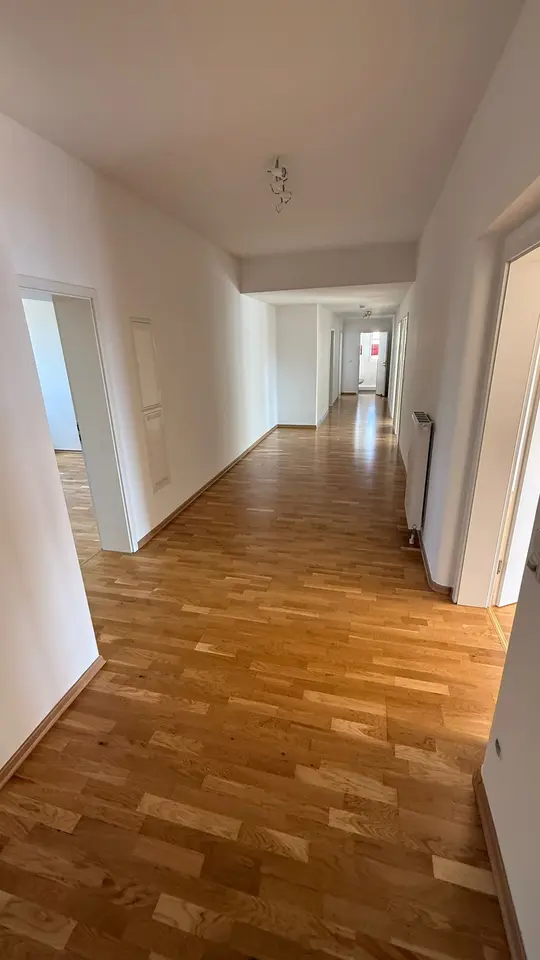 4 Zimmer Wohnung mit 137 m² in Schwerin – Bild 9